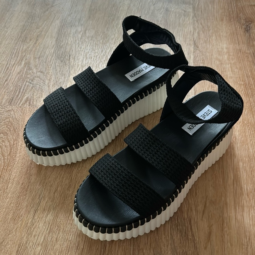 Steve Madden platform sandals sz 7.5